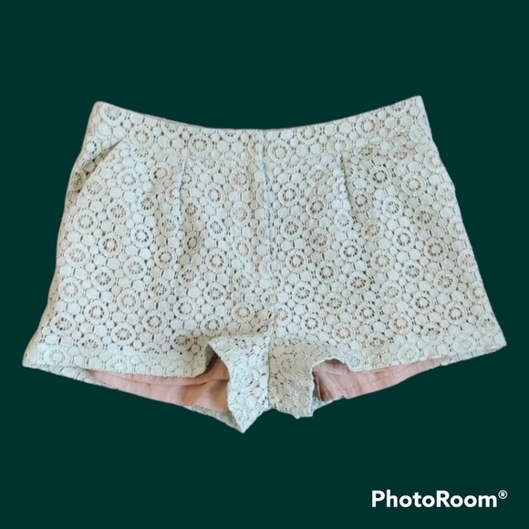 Victoria Beckham target mint green high waist lace shorts size 8 with pockets - Picture 1 of 10